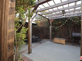 1500 Hauser Boulevard, Los Angeles CA 90019