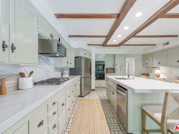 4835 Corbin Avenue, Tarzana CA 91356