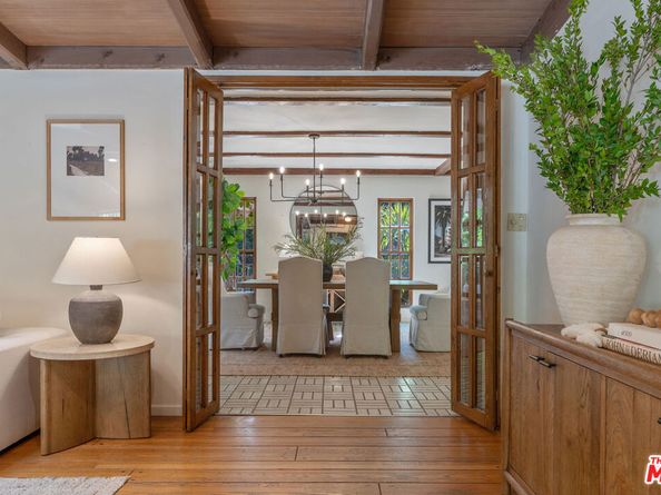 4835 Corbin Avenue, Tarzana CA 91356