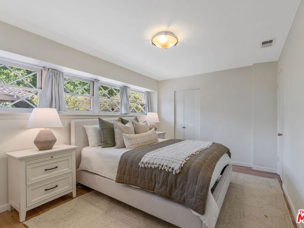 4835 Corbin Avenue, Tarzana CA 91356