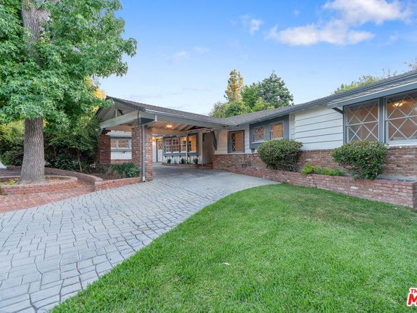 4835 Corbin Avenue, Tarzana CA 91356