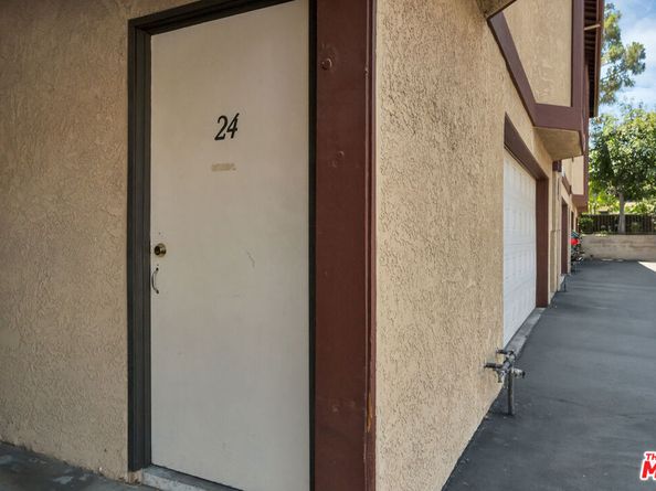 10220 De Soto Avenue 24, Chatsworth CA 91311