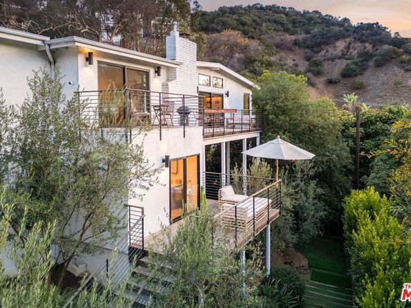 2785 Laurel Canyon Place, Los Angeles CA 90046