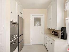 4155 Madison Avenue, Culver City CA 90232