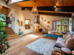 22068 Topanga School Road, Topanga CA 90290