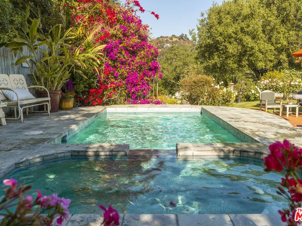 22068 Topanga School Road, Topanga CA 90290