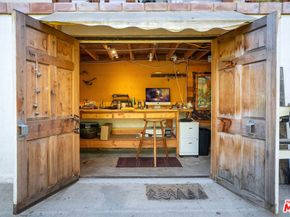 22068 Topanga School Road, Topanga CA 90290