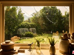 22068 Topanga School Road, Topanga CA 90290