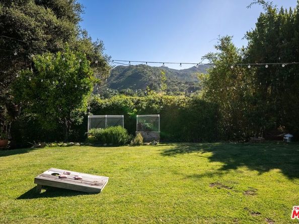 22068 Topanga School Road, Topanga CA 90290