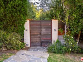 22068 Topanga School Road, Topanga CA 90290