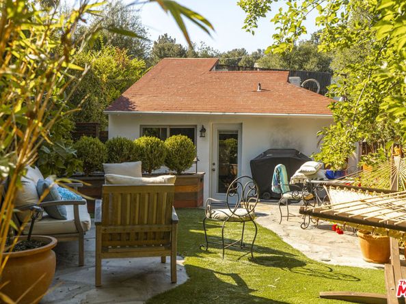 22068 Topanga School Road, Topanga CA 90290