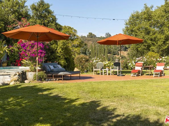 22068 Topanga School Road, Topanga CA 90290