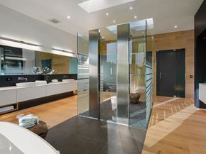 2341 Gloaming Way, Beverly Hills CA 90210