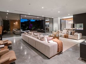 2341 Gloaming Way, Beverly Hills CA 90210