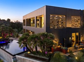 2341 Gloaming Way, Beverly Hills CA 90210