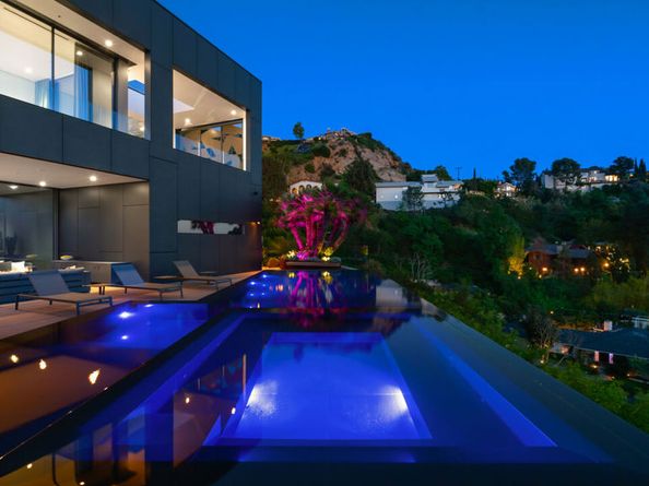 2341 Gloaming Way, Beverly Hills CA 90210