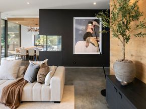 2341 Gloaming Way, Beverly Hills CA 90210