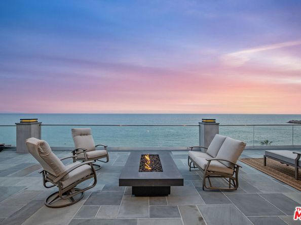 18074 Coastline Drive, Malibu CA 90265