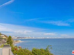 18074 Coastline Drive, Malibu CA 90265