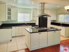 25353 Oak Street, Lomita CA 90717