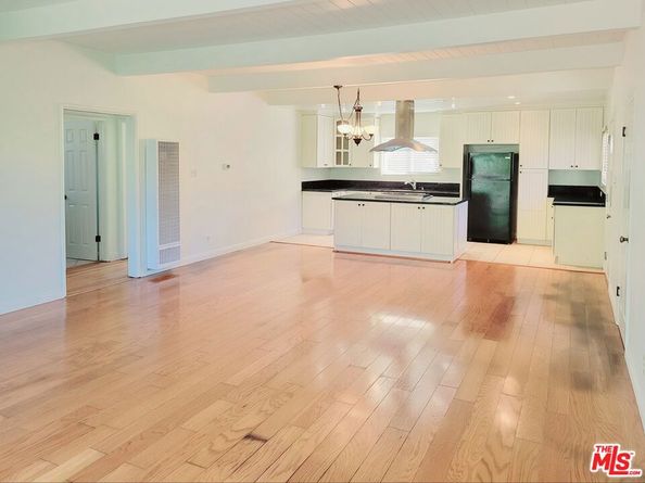 25353 Oak Street, Lomita CA 90717