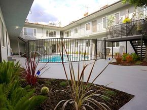 5427 Carlton Way, Los Angeles CA 90027