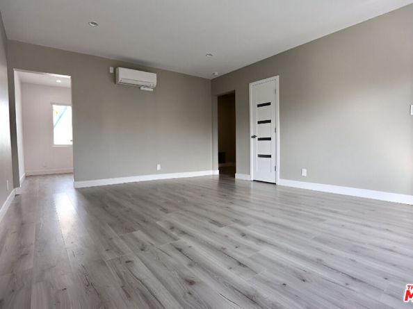5427 Carlton Way, Los Angeles CA 90027