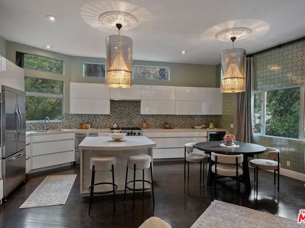 2180 Laurel Canyon Boulevard, Los Angeles CA 90046