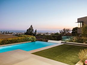 934 1st Street, Manhattan Beach CA 90266