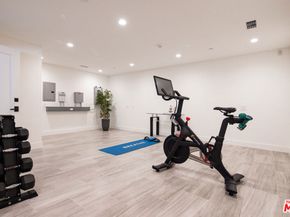 934 1st Street, Manhattan Beach CA 90266