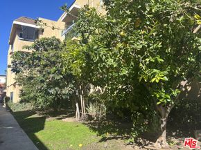 9014 Burnet Avenue 208, North Hills CA 91343