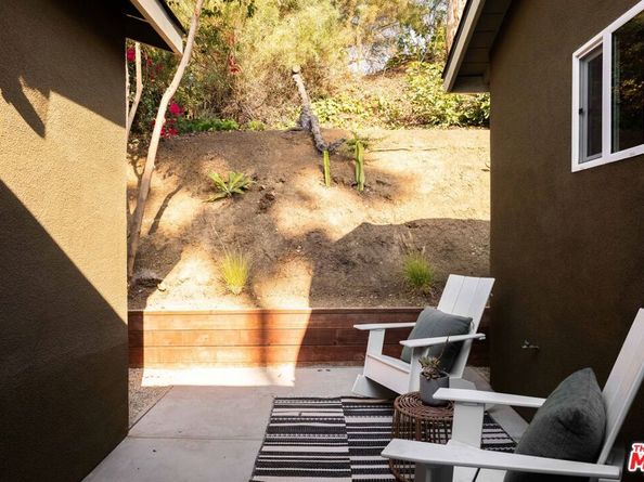 1336 Armadale Avenue, Los Angeles CA 90042