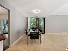 15656 Crownridge Place, Sherman Oaks CA 91403