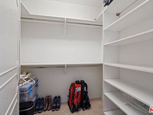 15656 Crownridge Place, Sherman Oaks CA 91403