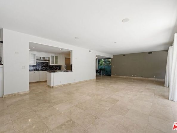 15656 Crownridge Place, Sherman Oaks CA 91403