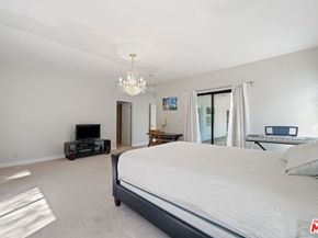 15656 Crownridge Place, Sherman Oaks CA 91403