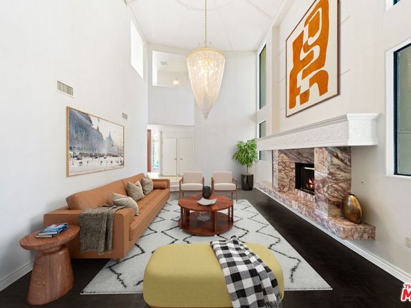 15656 Crownridge Place, Sherman Oaks CA 91403