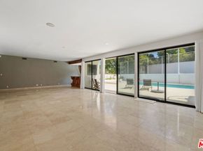 15656 Crownridge Place, Sherman Oaks CA 91403