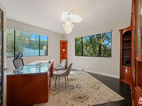 15656 Crownridge Place, Sherman Oaks CA 91403