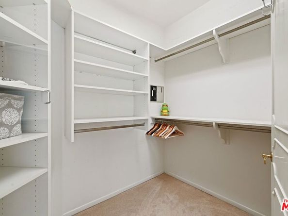 15656 Crownridge Place, Sherman Oaks CA 91403