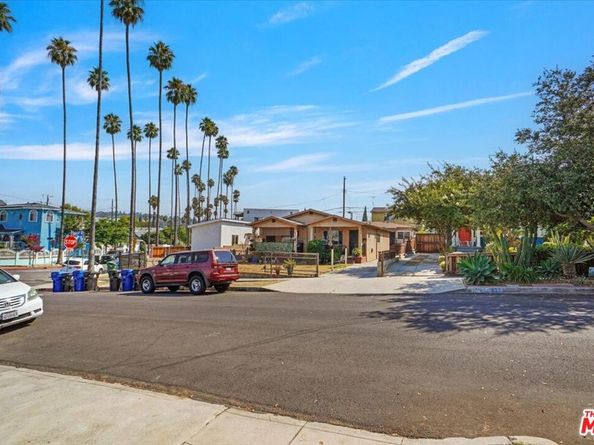 2737 W Avenue 30 Avenue, Los Angeles CA 90065