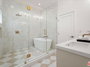 7901 Winsford Avenue, Los Angeles CA 90045