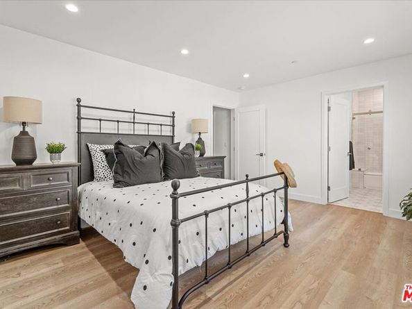 7901 Winsford Avenue, Los Angeles CA 90045