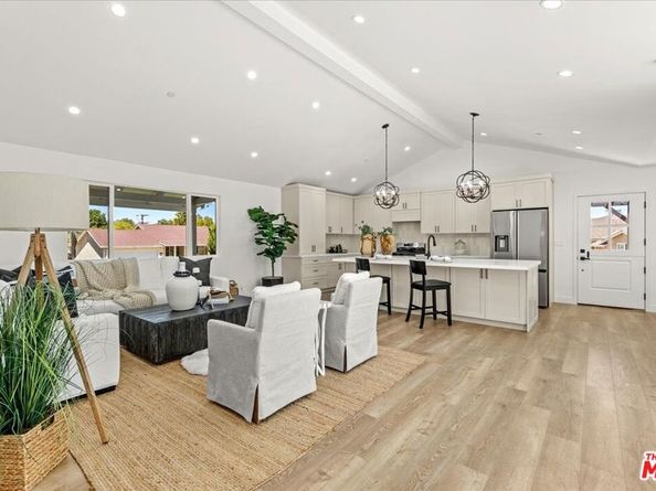 7901 Winsford Avenue, Los Angeles CA 90045