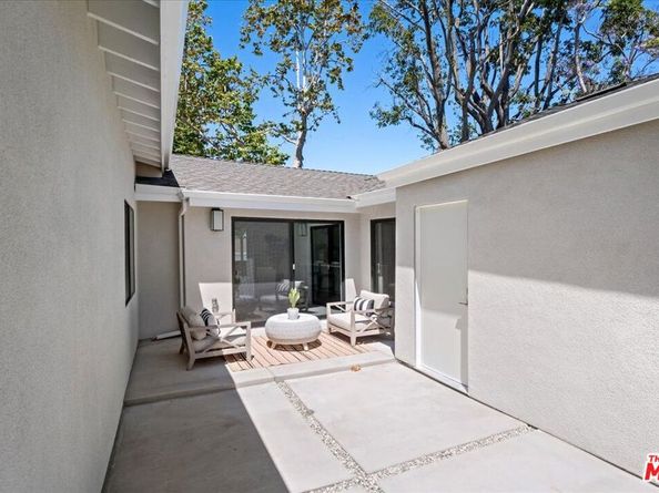 7901 Winsford Avenue, Los Angeles CA 90045