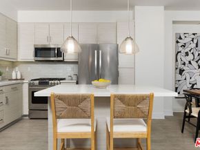 6067 W Studio Court, Los Angeles CA 90038