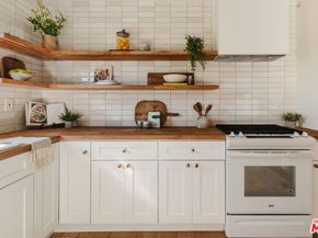 1943 12th 2, Santa Monica CA 90404