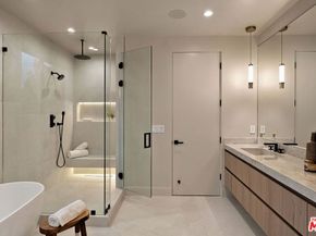 3621 Greenwood Avenue, Los Angeles CA 90066