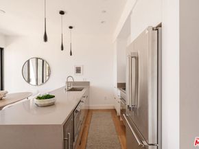 1245 N Formosa Avenue B, West Hollywood CA 90046