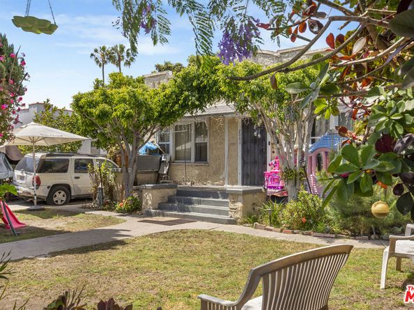 2001 Browning Boulevard, Los Angeles CA 90062